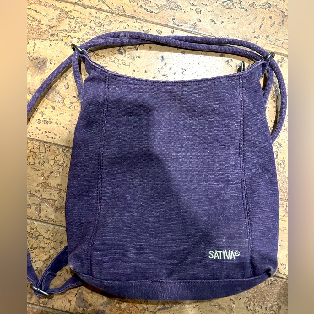 Sativa HEMP convertible bag/back pack